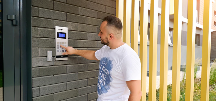 Locksmith Company For Smart Lock System Installation in Cathedral City, California